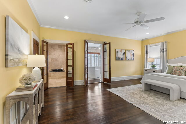 Image 28 of 57 For 228 Mulberry Ave W