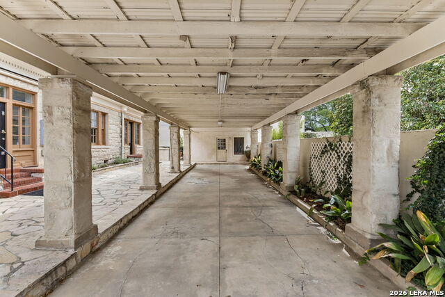 Image 48 of 57 For 228 Mulberry Ave W