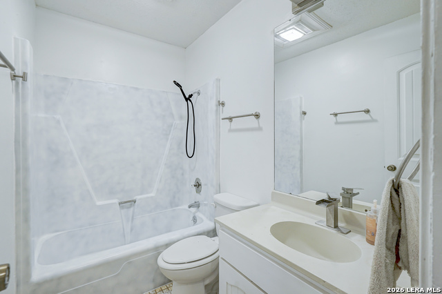 Image 13 of 30 For 6422 Honey Hl