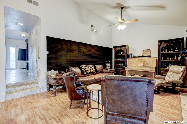 Image 15 of 30 For 6422 Honey Hl