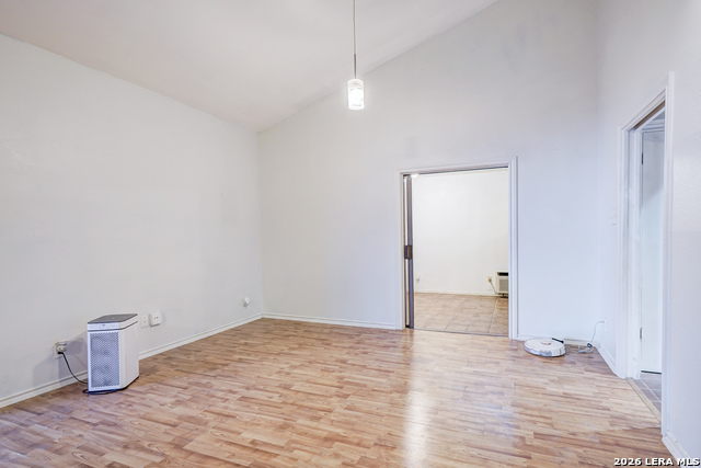 Image 16 of 30 For 6422 Honey Hl