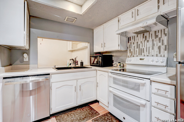 Image 20 of 30 For 6422 Honey Hl