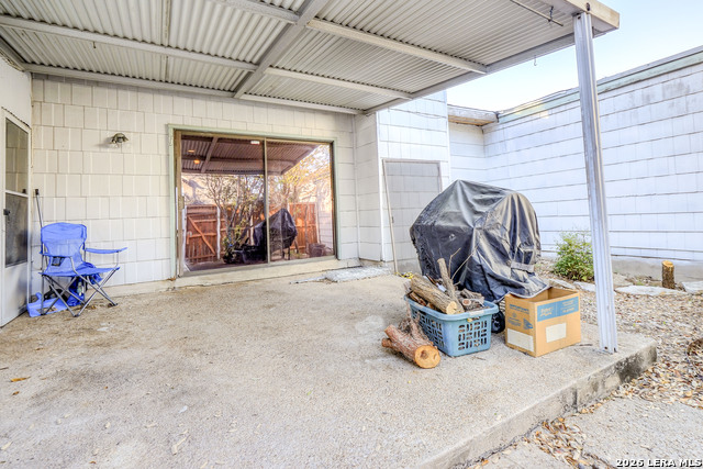 Image 24 of 30 For 6422 Honey Hl