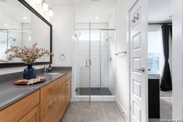 Image 16 of 23 For 5843 Whitby Unit 3