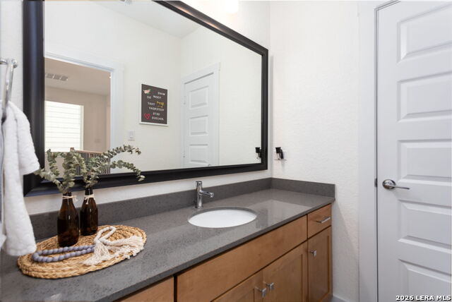 Image 19 of 23 For 5843 Whitby Unit 3