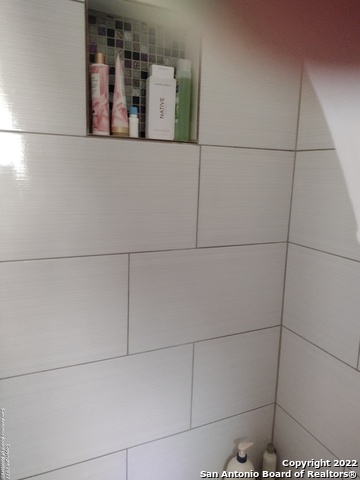 Image 11 of 14 For 6911 Forest Grove