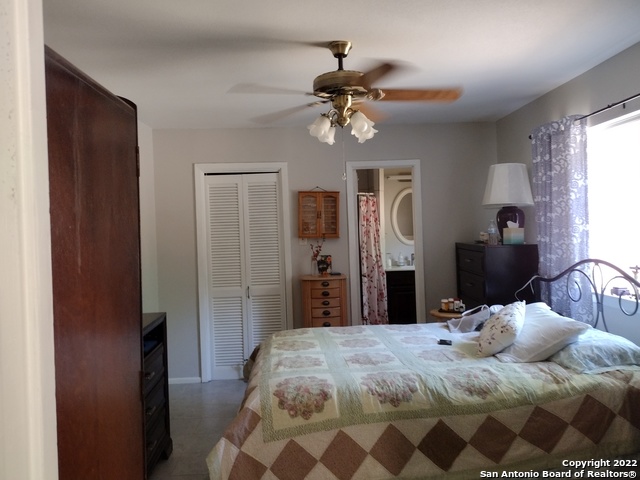 Image 8 of 14 For 6911 Forest Grove