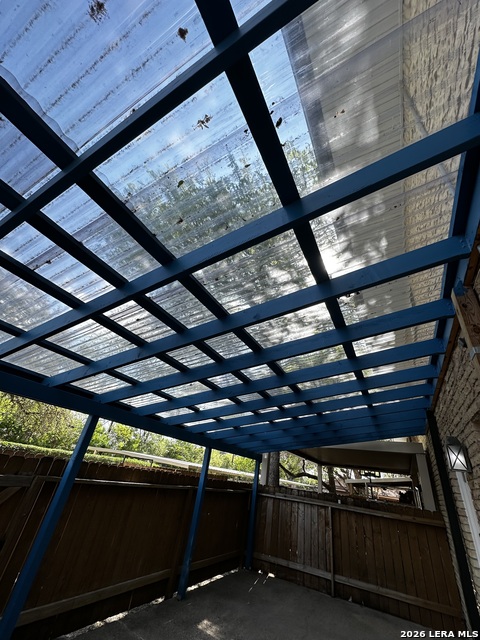 Image 20 of 21 For 121 W Silver Sands  121