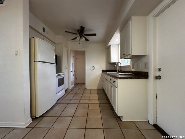 Image 6 of 21 For 121 W Silver Sands  121