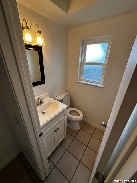 Image 9 of 21 For 121 W Silver Sands  121