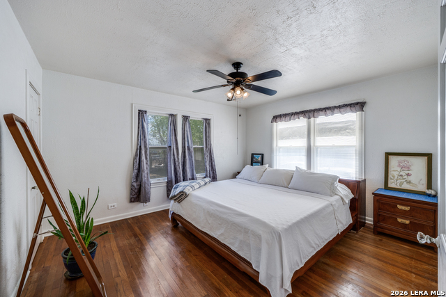 Image 11 of 25 For 615 Main  