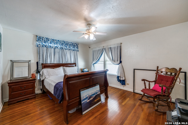 Image 14 of 25 For 615 Main  