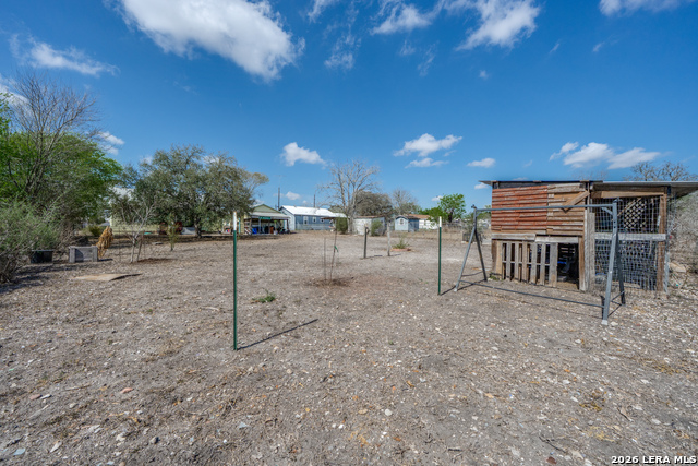 Image 24 of 25 For 615 Main  