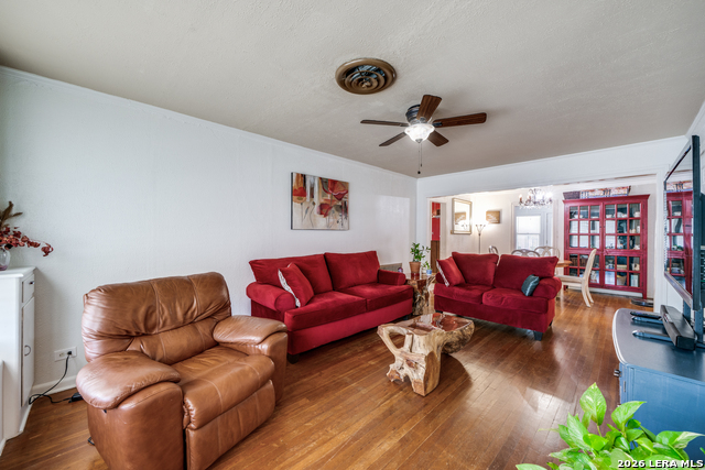 Image 5 of 25 For 615 Main  