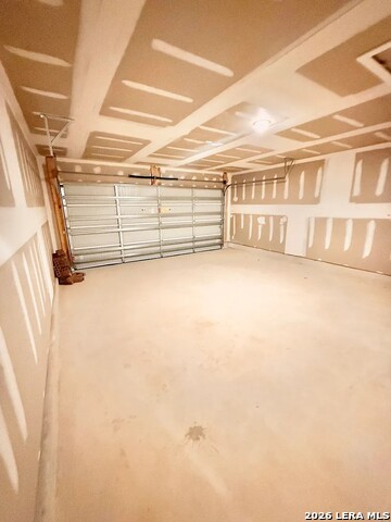 Image 11 of 13 For 21042 Sumac  