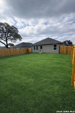 Image 13 of 13 For 21042 Sumac  