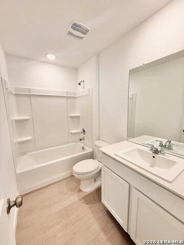 Image 9 of 13 For 21042 Sumac  