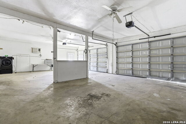 Image 23 of 26 For 521 San Joaquin N