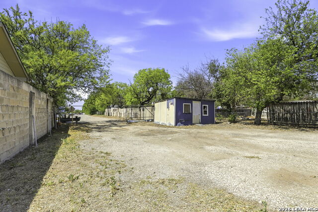 Image 26 of 26 For 521 San Joaquin N