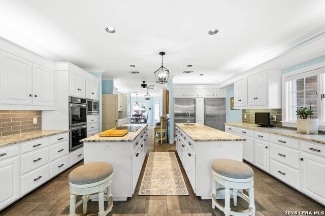 Image 23 of 50 For 11723 Mill Rock