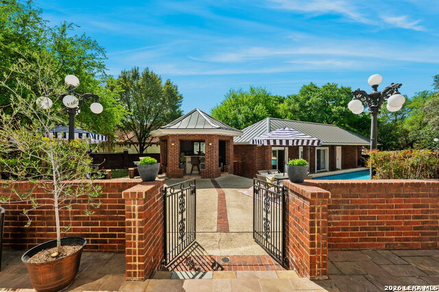 Image 41 of 50 For 11723 Mill Rock