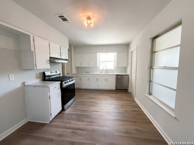 Image 2 of 14 For 354 Saipan  