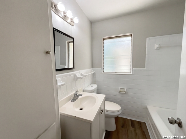 Image 6 of 14 For 354 Saipan  