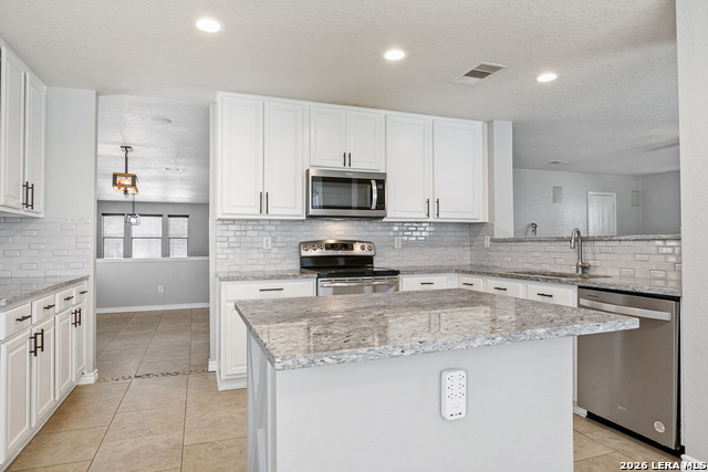 Image 11 of 25 For 514 Mathis  