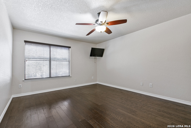 Image 15 of 25 For 514 Mathis  