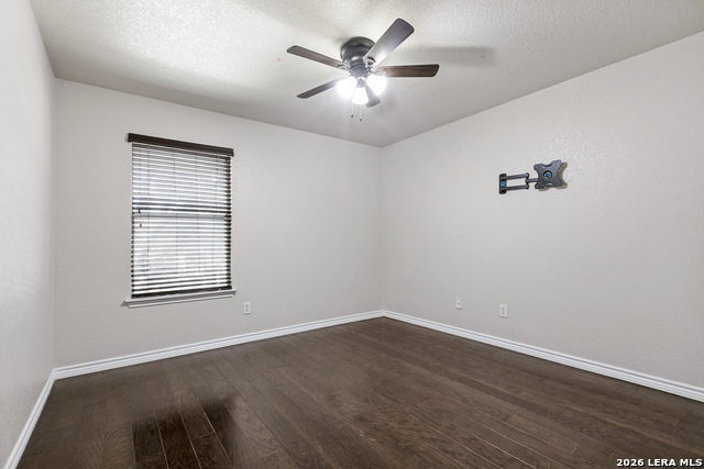 Image 18 of 25 For 514 Mathis  