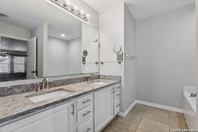 Image 20 of 25 For 514 Mathis  