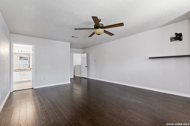 Image 21 of 25 For 514 Mathis  