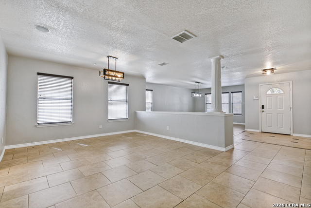 Image 4 of 25 For 514 Mathis  