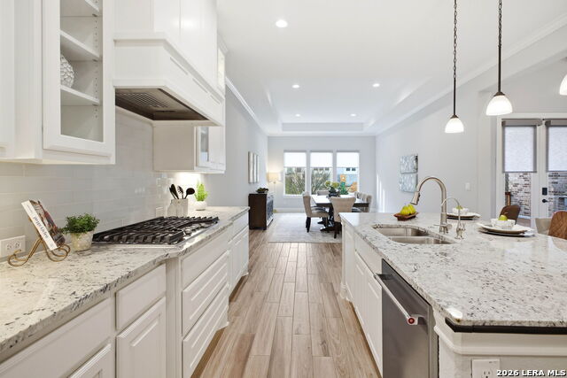 Image 14 of 44 For 3903 Glenellen