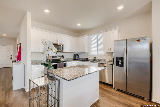 Image 9 of 29 For 6907 Ashcat  