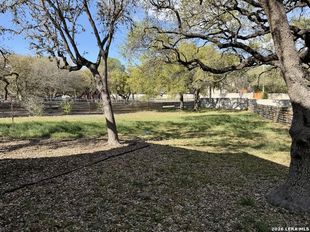 Image 25 of 41 For 281 Samantha