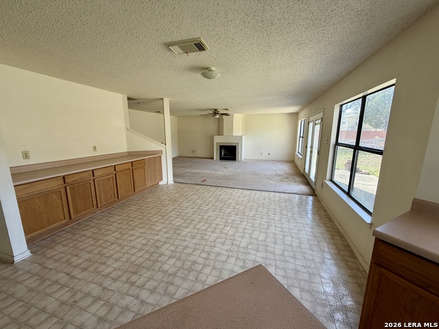 Image 6 of 41 For 281 Samantha