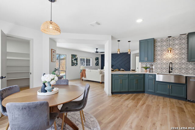 Image 19 of 37 For 7119 Western Trail