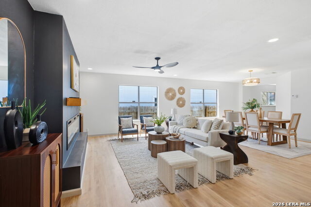 Image 2 of 37 For 7119 Western Trail