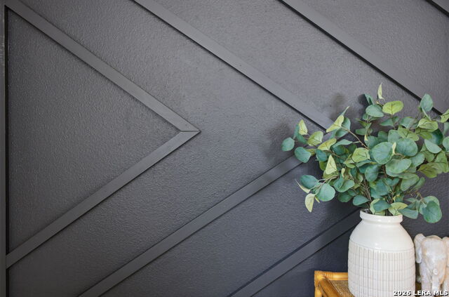 Image 26 of 37 For 7119 Western Trail