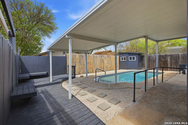 Image 32 of 37 For 7119 Western Trail