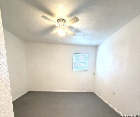 Image 10 of 18 For 122 Waugh  