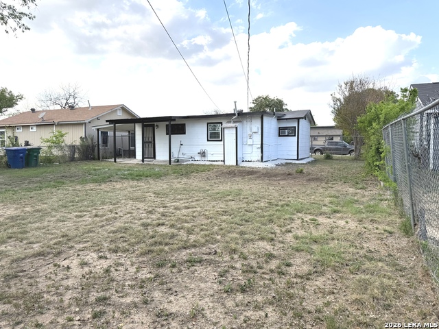 Image 16 of 18 For 122 Waugh  