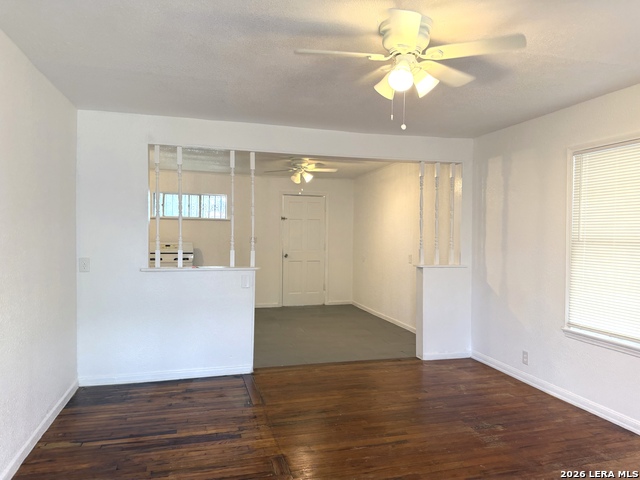 Image 3 of 18 For 122 Waugh  