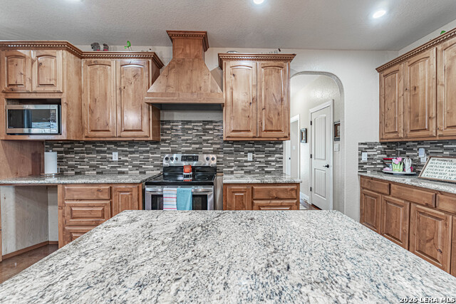 Listing photo id 14 for 946 County Road 361