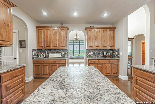 Listing photo id 15 for 946 County Road 361