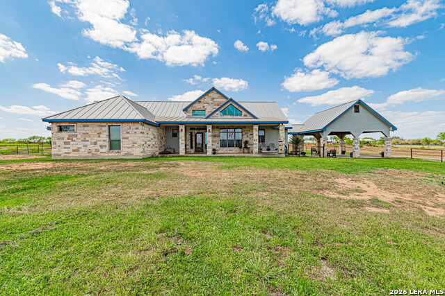 Listing photo id 0 for 946 County Road 361