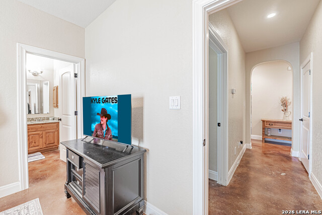 Listing photo id 31 for 946 County Road 361
