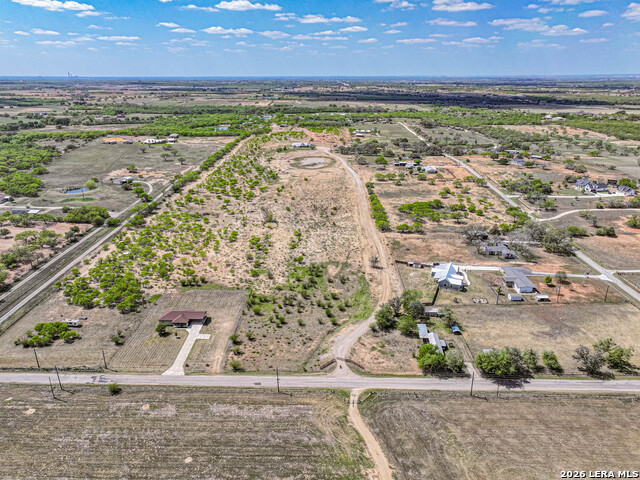 Listing photo id 76 for 946 County Road 361