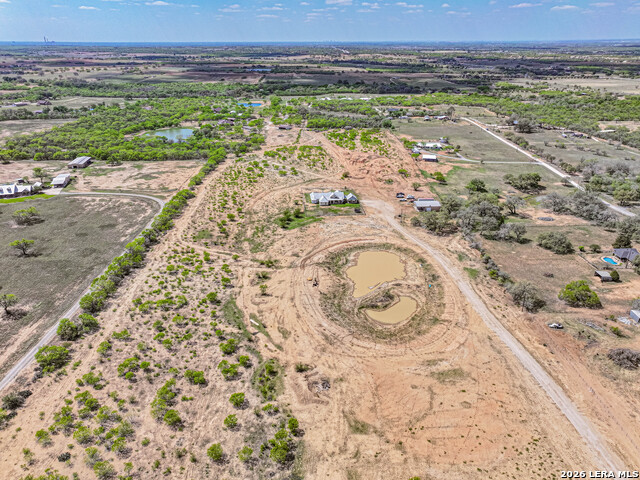 Listing photo id 80 for 946 County Road 361